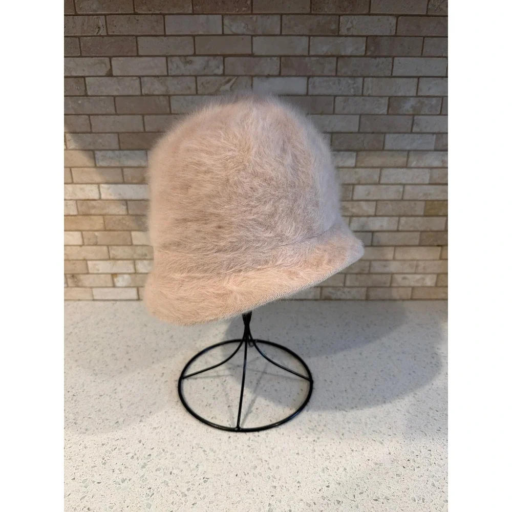 Vintage Kangol Hat Womens Bucket Fedora Soft Fuzzy Faux Fur Cap Beige Ladies